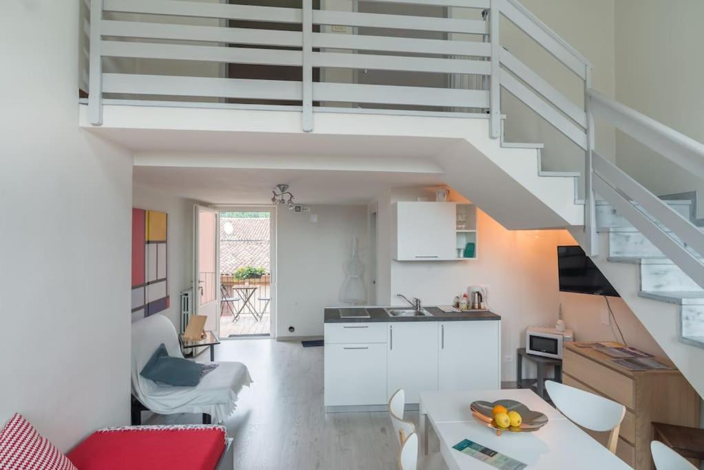 Garda Friends Apartments 토스콜라노마데노 외부 사진