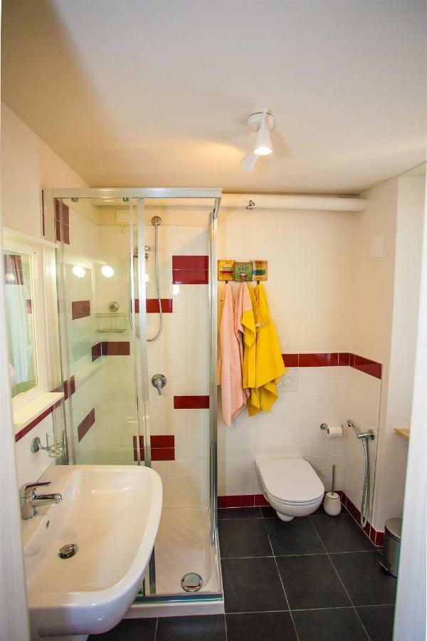 Garda Friends Apartments 토스콜라노마데노 외부 사진