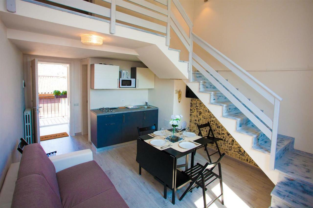 Garda Friends Apartments 토스콜라노마데노 외부 사진